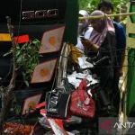 Tragedi di Bekasi: 7 Tewas, 81 Luka, 3 Penumpang Masih Terperangkap, Evakuasi 8 Jam Terus Berlanjut