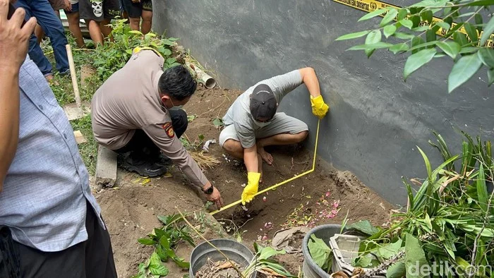 Tragedi Mengguncang Kediri: Nenek Sumilah Diduga Penganiaya Balita, Tubuh Korban Penuh Luka dan Kakak-Kakaknya Terlibat