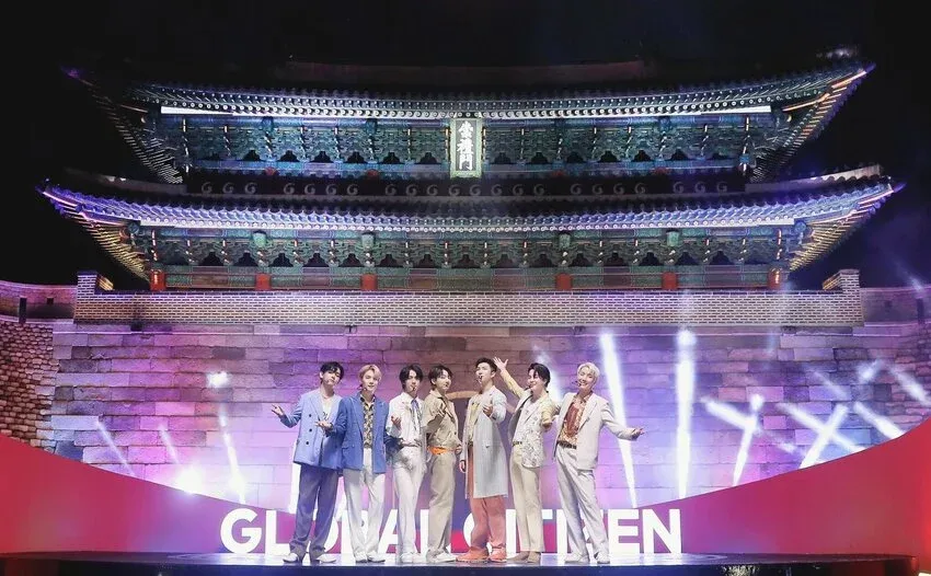 Yunita Siregar Relakan Hujan, Saksikan ARIRANG World Tour BTS di Seoul dengan Penuh Gairah