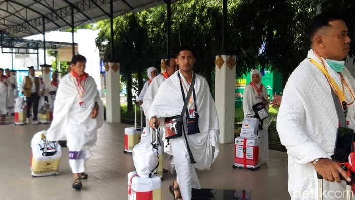 21 Jemaah Haji Solo Dipulangkan, Kenaikan Jumlah Gagal Berangkat Memicu Kekhawatiran