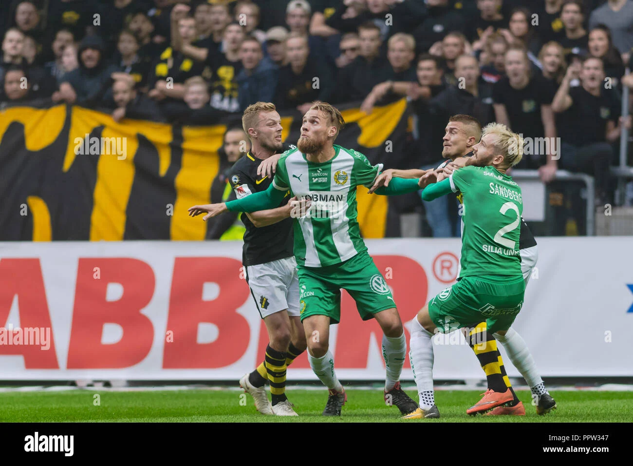 AIK Vandal Hammarby dengan Skor 2-1 di Derby Stockholm