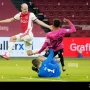 Ajax Amsterdam Menang Dramatis Atas FC Utrecht, Maarten Paes Jadi Pahlawan