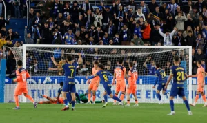 Alaves Tumbangkan Barcelona: Mimpi 100 Poin Blaugrana Resmi Sirna