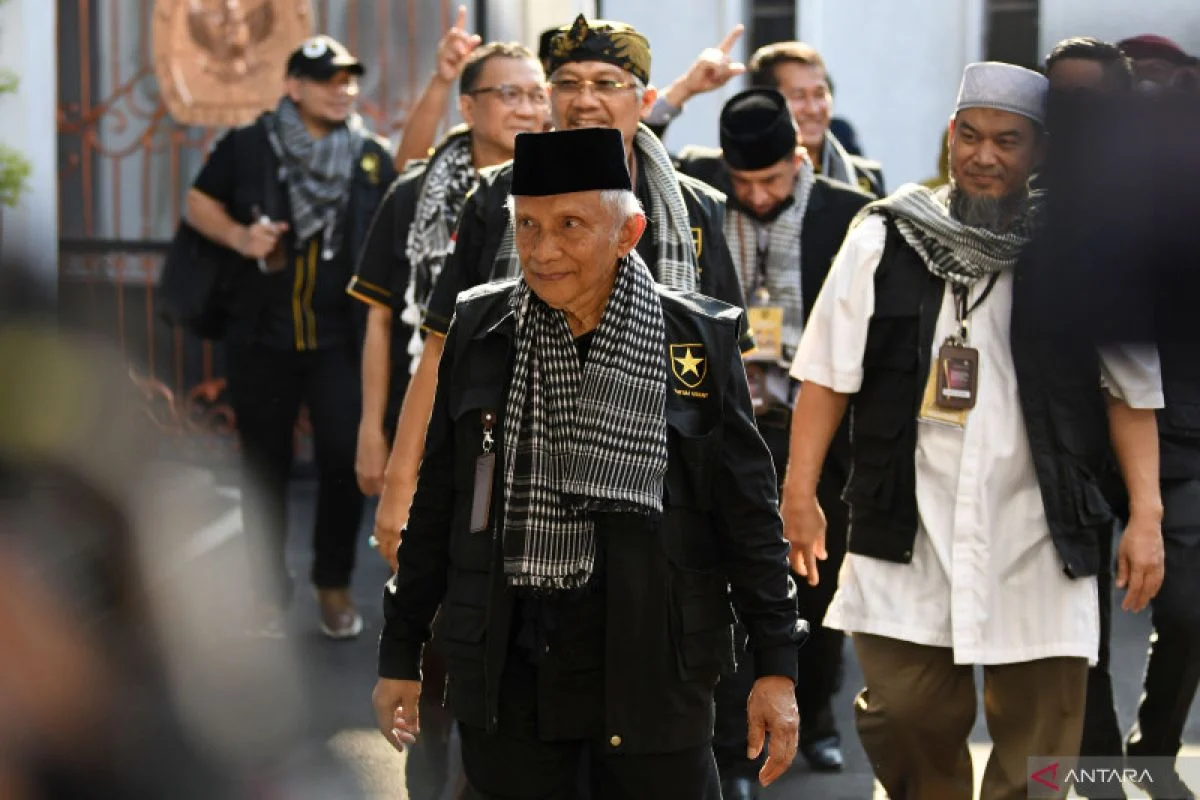 Amien Rais Dihujat Tuduhan Hoaks, KSP & Bakom RI Membantah dengan Tegas