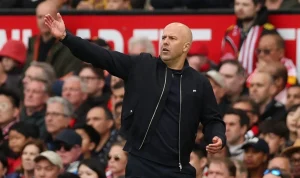 Arne Slot Dalam Tekanan, Liverpool Bisa Buat Kejutan Musim Panas