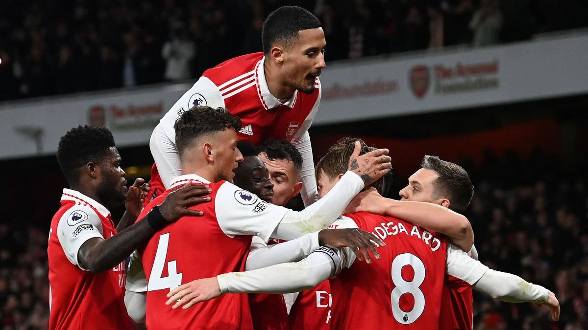 Arsenal Diprediksi Menjuarai Liga Inggris Musim Ini