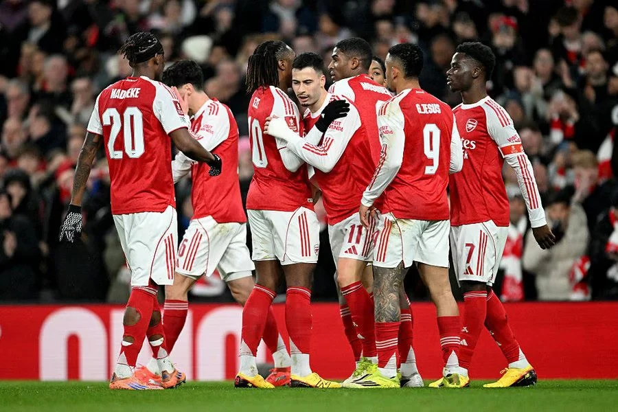 Arsenal FC Siap Raih Gelar Juara Premier League dan Champions League