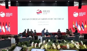 ASEAN Menghadapi Tantangan Global: Mencari Keseimbangan Antara Tekanan dan Kebutuhan Energi