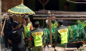 Astagfirullah! Teriakan Lansia Penjual Buah Pecah Rekam: Tabrak Lari Duren Sawit Geger Publik