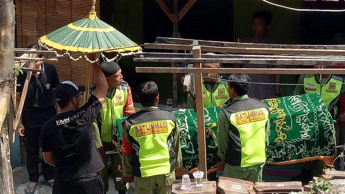 Astagfirullah! Teriakan Lansia Penjual Buah Pecah Rekam: Tabrak Lari Duren Sawit Geger Publik