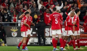Benfica vs Famalicão: Drama 2-2 di Estádio Municipal, Tekanan Klasemen dan Sorak Sorai Porto