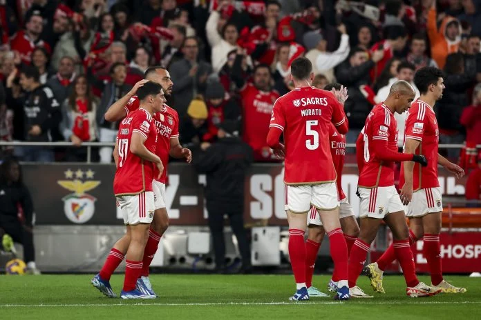 Benfica vs Famalicão: Drama 2-2 di Estádio Municipal, Tekanan Klasemen dan Sorak Sorai Porto