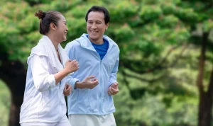 Berolahraga untuk Perpanjang Usia dan Menekan Biaya Pelayanan Kesehatan