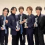 BTS Mengambil Langkah Besar di Dunia Hiburan: Kolaborasi Oreo dan Penghargaan Bergengsi
