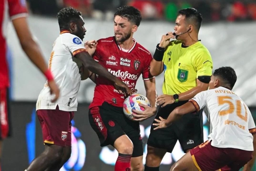 Burgos vs Almería: Kontroversi Penalti dan Keputusan Wasit