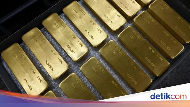 Cadangan Emas Rusia Menurun Drastis, Apa yang Terjadi?