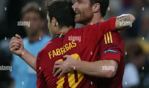 Cesc Fàbregas dan Xabi Alonso Jadi Sorotan Sepak Bola Eropa