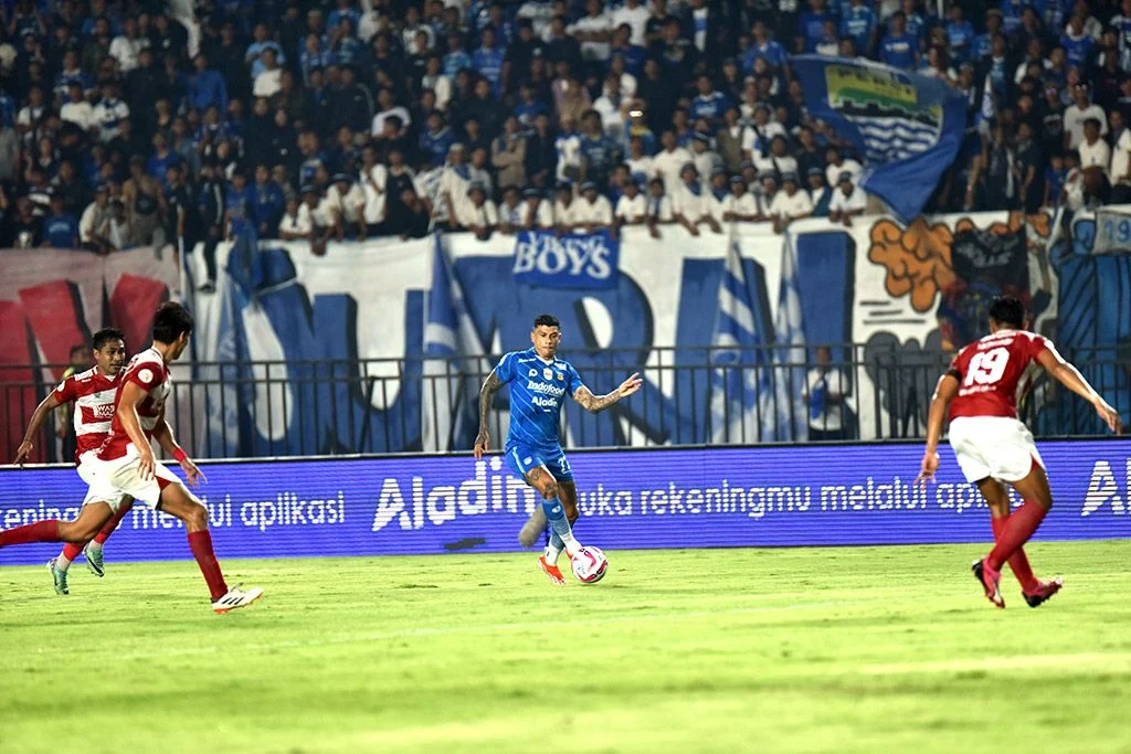 Ciro Alves Menjadi Penentu Kemenangan Persib Bandung atas PSM Makassar