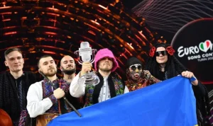 Delta Goodrem Dinobatkan sebagai Calon Pemenang Eurovision, Namun Beberapa Orang Merasa Konflik