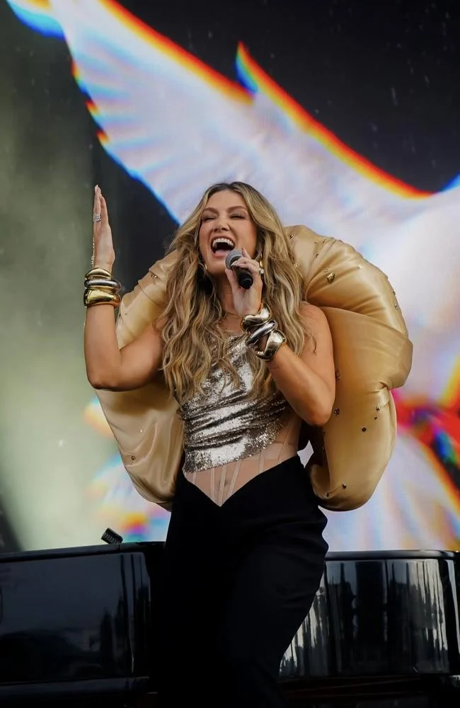 Delta Goodrem Siap Menangkan Eurovision dengan Penampilan Memukau
