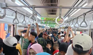 Demo Hardiknas Membuat Sekolah Libur: Ribuan Mahasiswa Turun ke Jalan di Jakarta