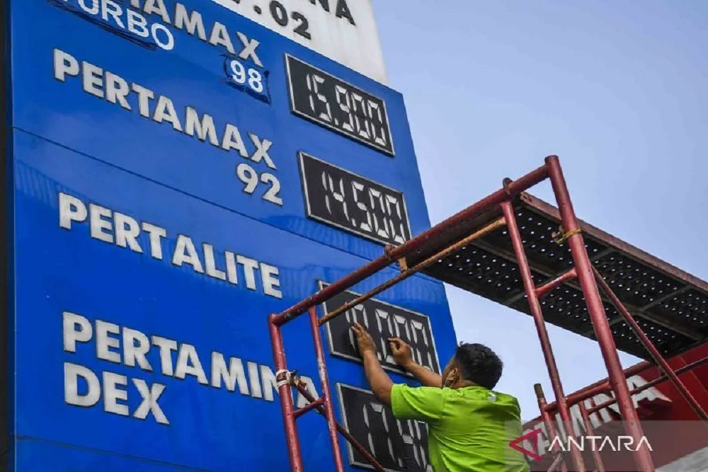DEN Ingatkan Pemerintah: Harga Pertamax Harus Dinaikkan Secara Bertahap