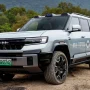 Denza B8 Dihadang Pesaing Baru: Lexus LX700h dan BYD M9