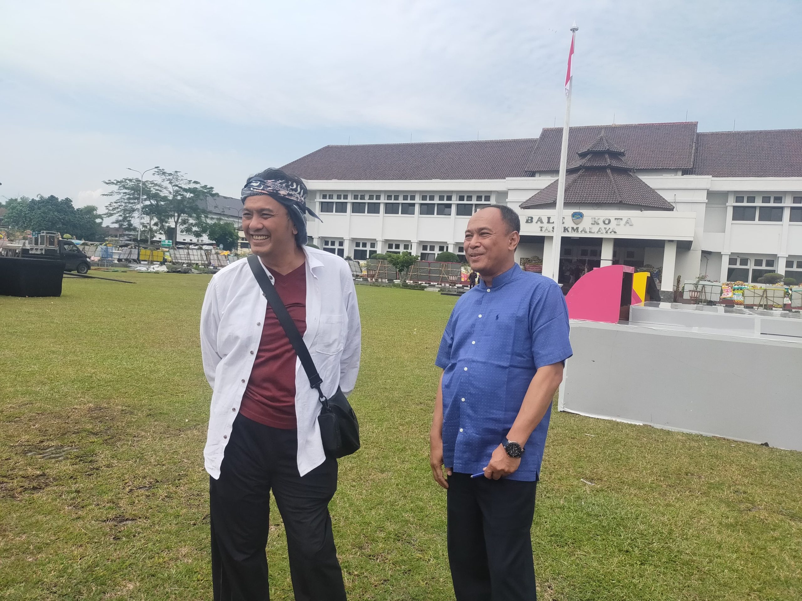 Dicky Candra Negara, Plh Wali Kota Tasikmalaya, Dievakuasi ke Rumah Sakit Usai Melepas Jemaah Calon Haji