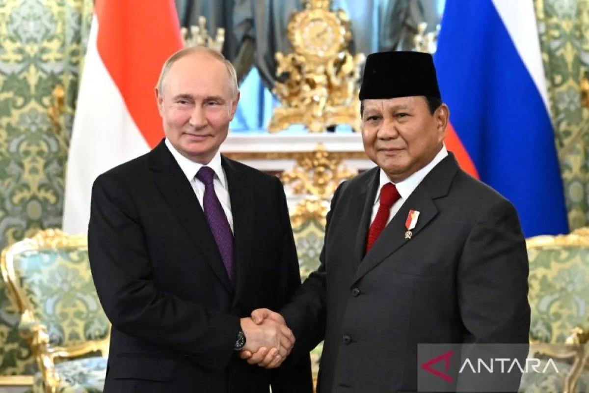 Diplomat AS dan Rusia Terlibat dalam Krisis Dua Front