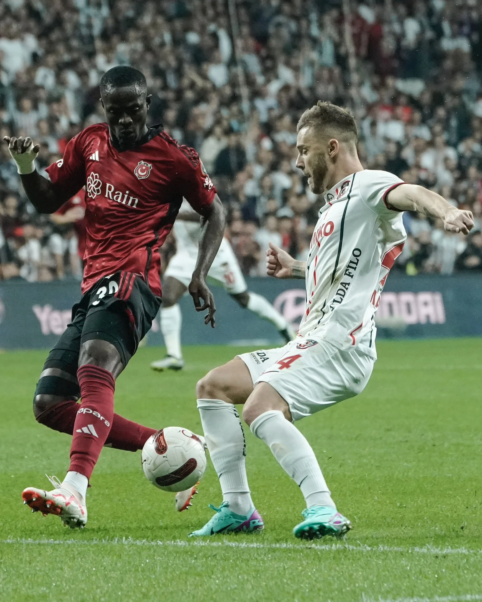 Drama Beşiktaş vs Gaziantep: Djalo Bikin Pusing, Salih Uçan Jadi Penentu