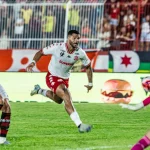 Fluminense vs Vitória: Bagaimana Hulk Tetap Bertahan di Puncak Sepak Bola