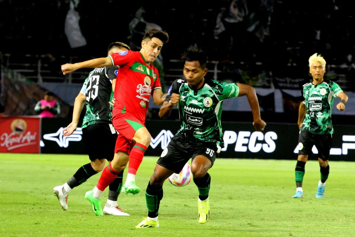 Francisco Rivera Pemain Andalan Persebaya Surabaya di Liga 1