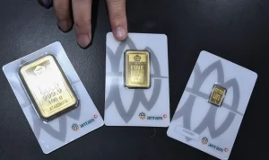 Harga Emas Antam Turun Rp 5.000, Apa Penyebabnya?
