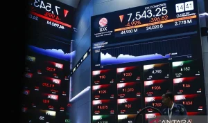 IHSG Melemah Tajam Sebelum Libur Panjang, Apa yang Terjadi?