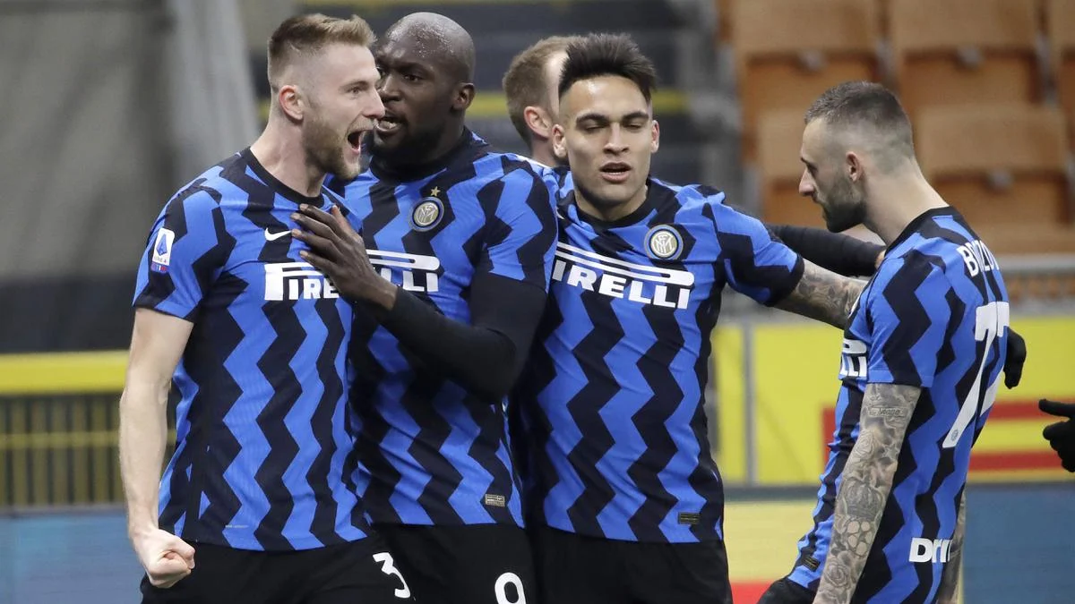 Inter Milan Raih Scudetto 2025/2026 di Tengah Gejolak Transfer Chiesa dan Minat Curtis Jones