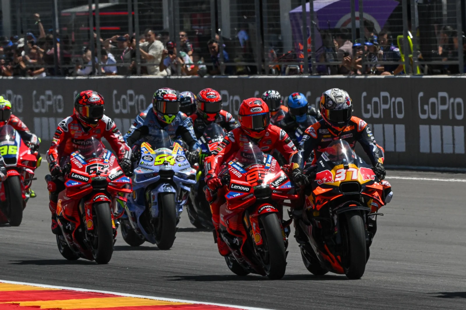 Jadwal MotoGP Italia 2026: Marc Marquez Comeback dan Peluang Veda Ega Pratama di Mugello