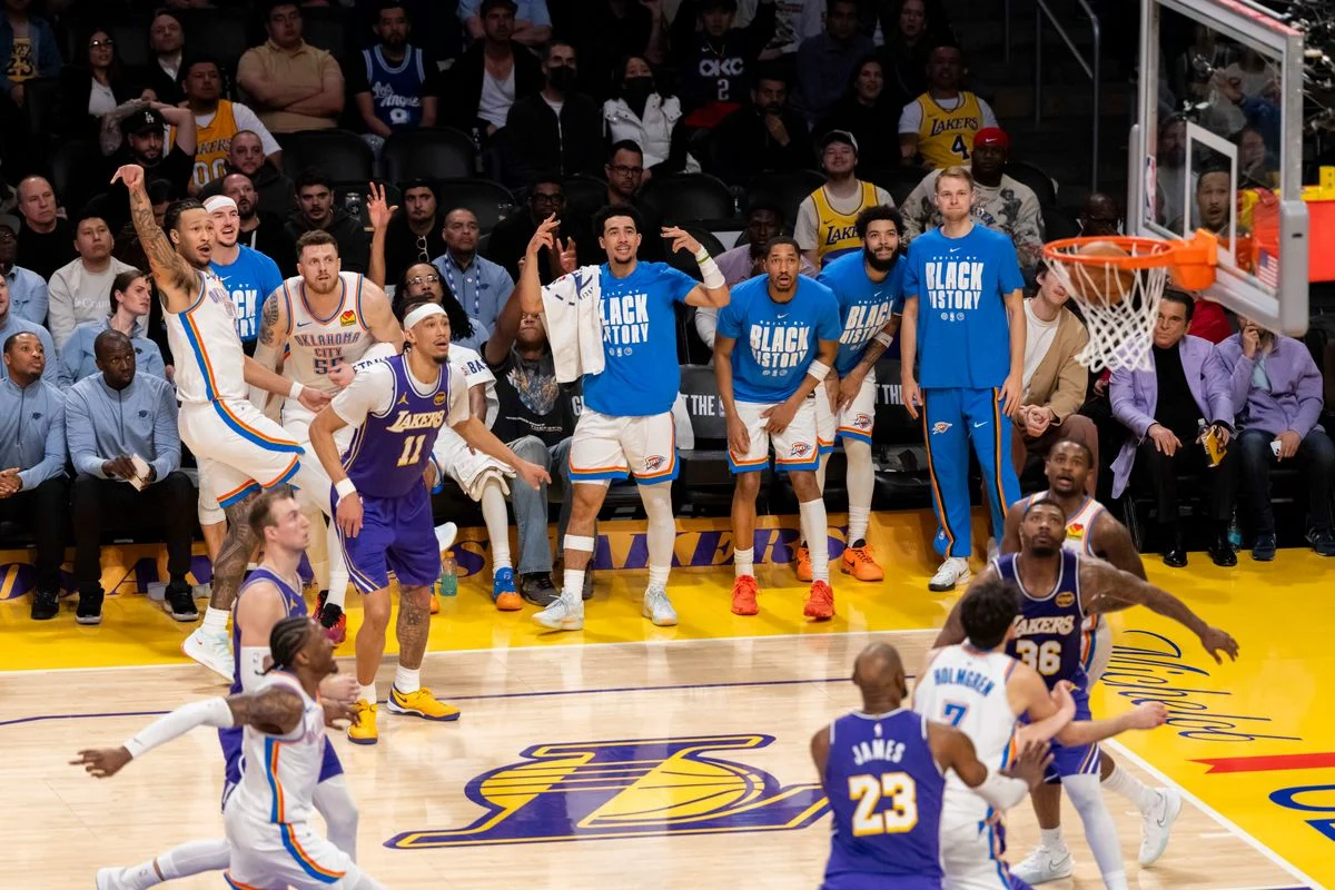 Jaylin Williams dan Oklahoma City Thunder Raih Kemenangan 125-107 atas Los Angeles Lakers