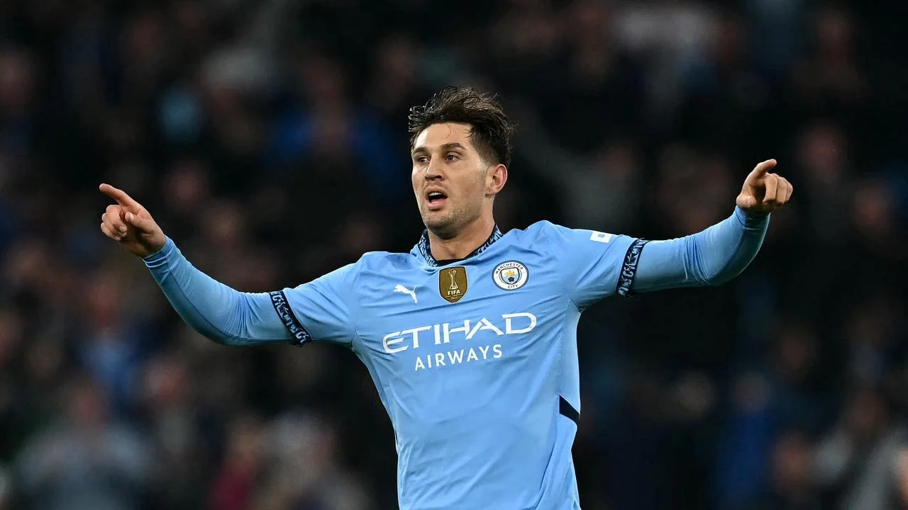 John Stones dan Bernardo Silva: Dua Legenda Manchester City yang Akan Segera Tinggalkan Klub