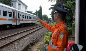 KAI Properti Buka Lowongan Penjaga Pintu Perlintasan Kereta Api, Ini Syaratnya