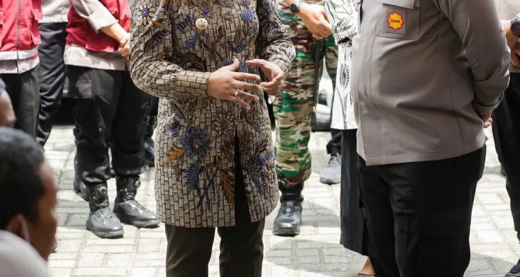Kapolda Jawa Timur dan Pendidikan di Karanganyar: Dua Berita Utama Hari Ini