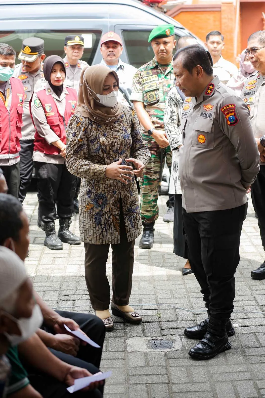 Kapolda Jawa Timur dan Pendidikan di Karanganyar: Dua Berita Utama Hari Ini