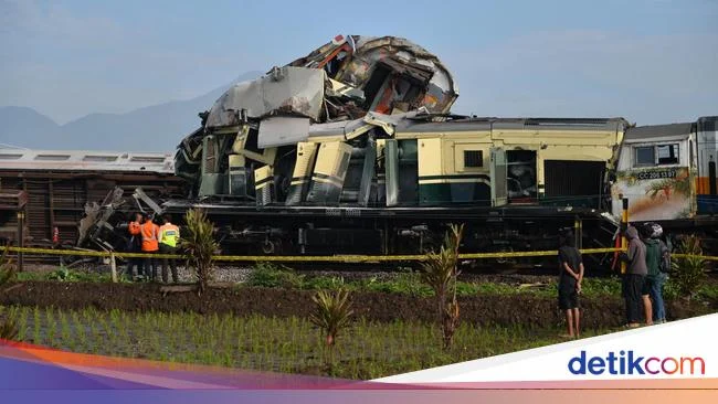 Kecelakaan Kereta Bekasi Timur: Tragedi Besar dan Solusi Teknologi VinFast Indonesia