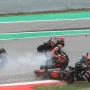 Kecelakaan Mengerikan di MotoGP Catalunya: Luca Marini dan Pecco Bagnaia Membantu Johann Zarco