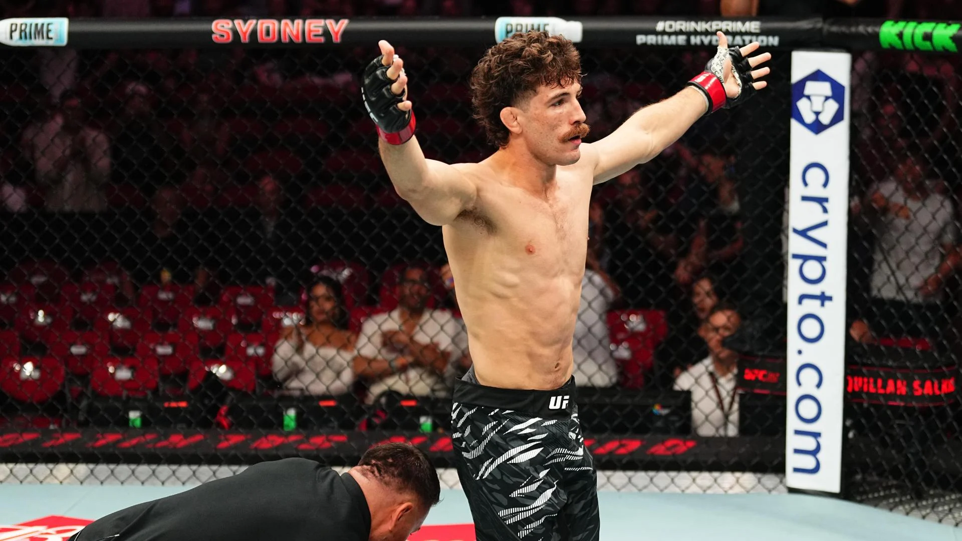 Kemenangan Mengejutkan Quillan Salkilld atas Beneil Dariush: TKO 1 Menjadi Batu Loncatan Menuju Top Five UFC Lightweight