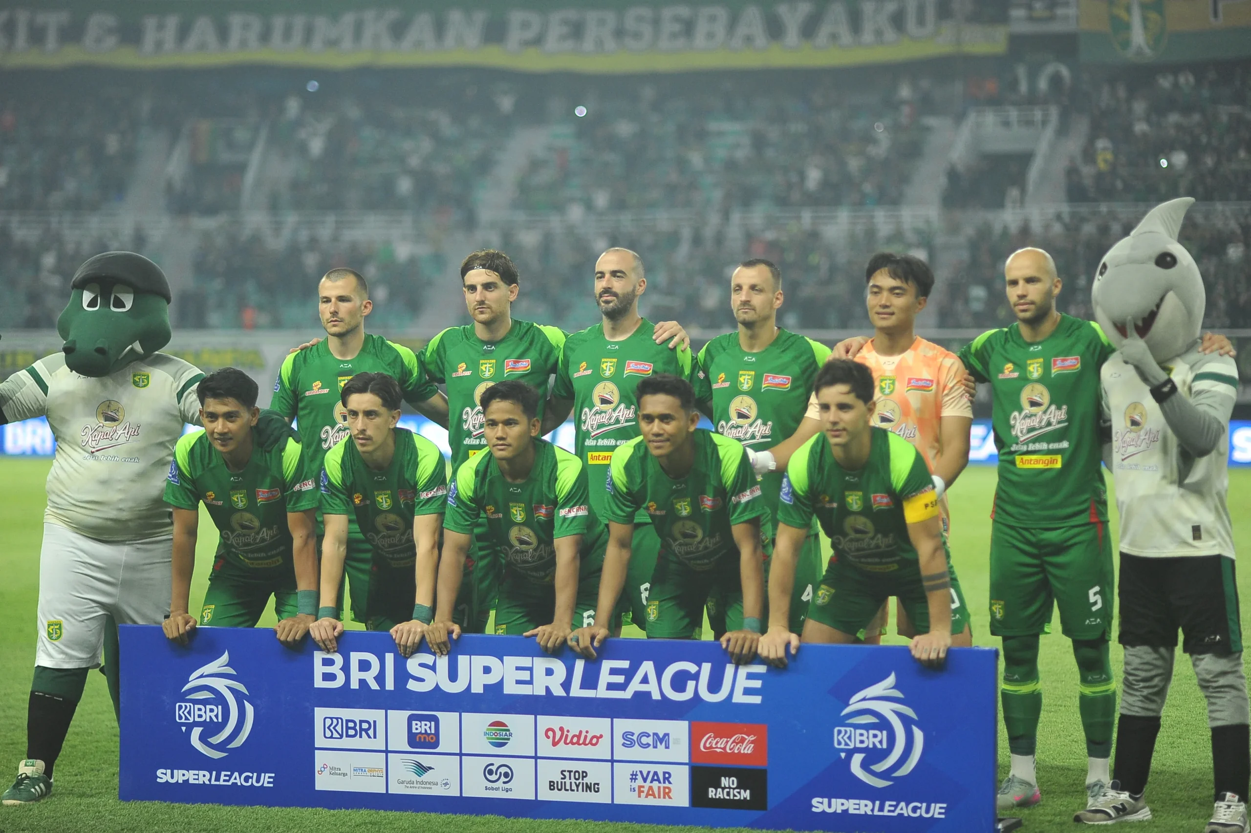 Kemenangan Persebaya 4-0 atas PSBS Biak: Ancaman Baru bagi Persib di Liga