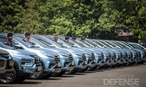Kendaraan Dinas TNI, Kepala Dinas, dan Pasar Mobil Bekas: Kontroversi, Kecelakaan, dan Inovasi Efisiensi BBM