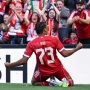 Keputusan Arne Slot Mengganti Rio Ngumoha Picu Kecaman Suporter Liverpool