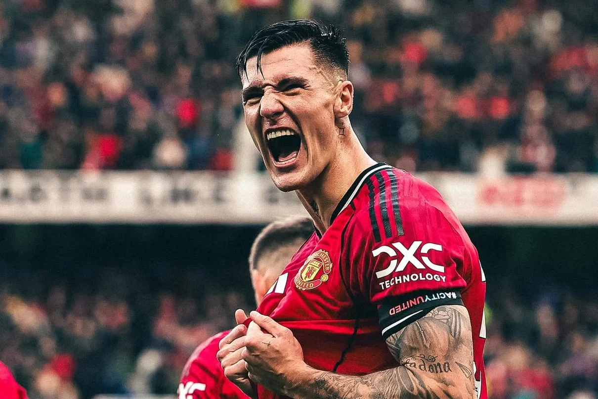 Kontroversi Handball Benjamin Sesko Goyang Derby Manchester United vs Liverpool di Old Trafford