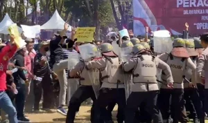 Kota Valencia Dalam Kericuhan: Ancaman Bom, Mogok Guru, dan Tantangan Lainnya