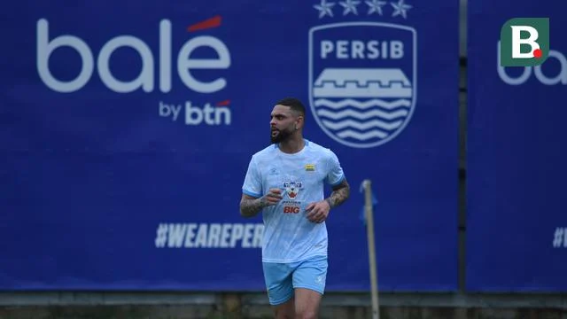 Layvin Kurzawa Siap Kembali, Persib Bandung Siap Hadapi PSM Makassar